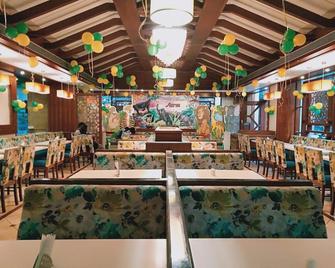 Hotel Supreme Heritage - Pune - Restaurant