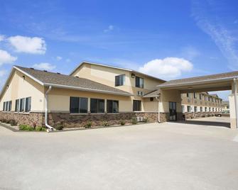 Super 8 by Wyndham Cameron - Cameron - Gebouw