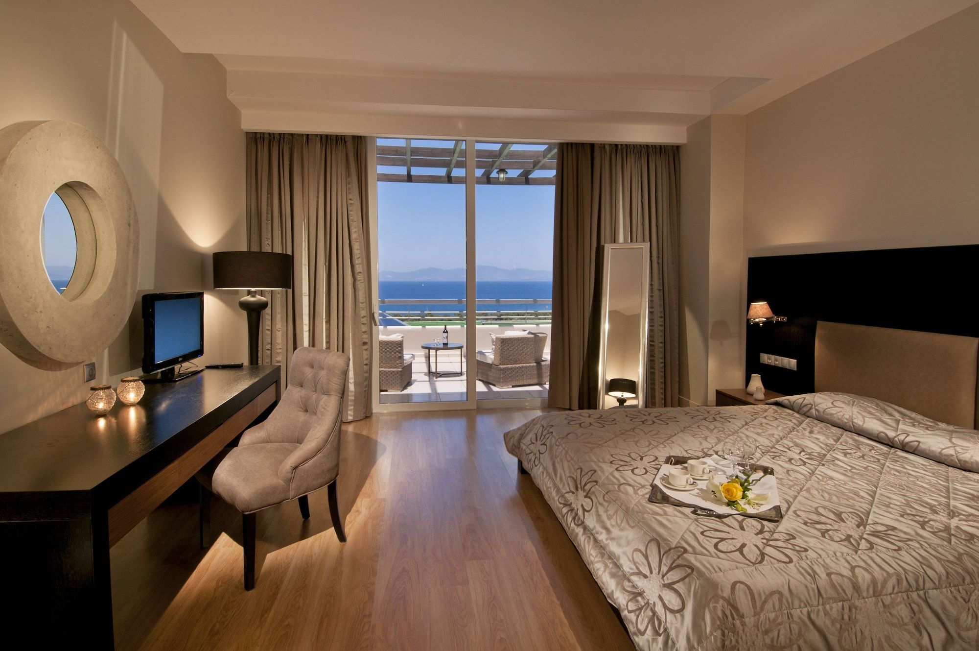 Kipriotis Panorama Hotel & Suites - Kos - Bedroom