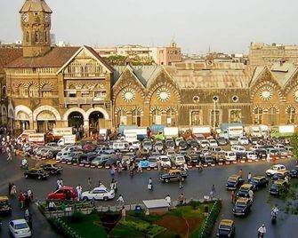 Aman Hotel Near Cst - Bombay - Vista del exterior