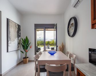 Villa In Rethymno With Private Pool - Aggeliana - Comedor