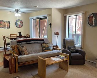 Vacation Ski/Mountain Bike Getaway Labor Day Special From 130 To 110 - Angel Fire - Sala de estar
