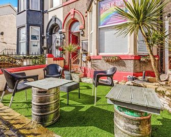 The B & B Blackpool - Blackpool - Patio