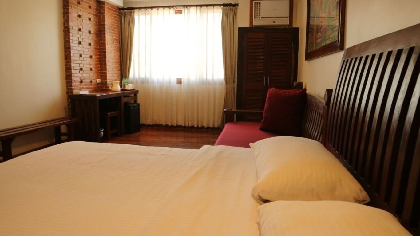 Mango Valley Hotel 3
