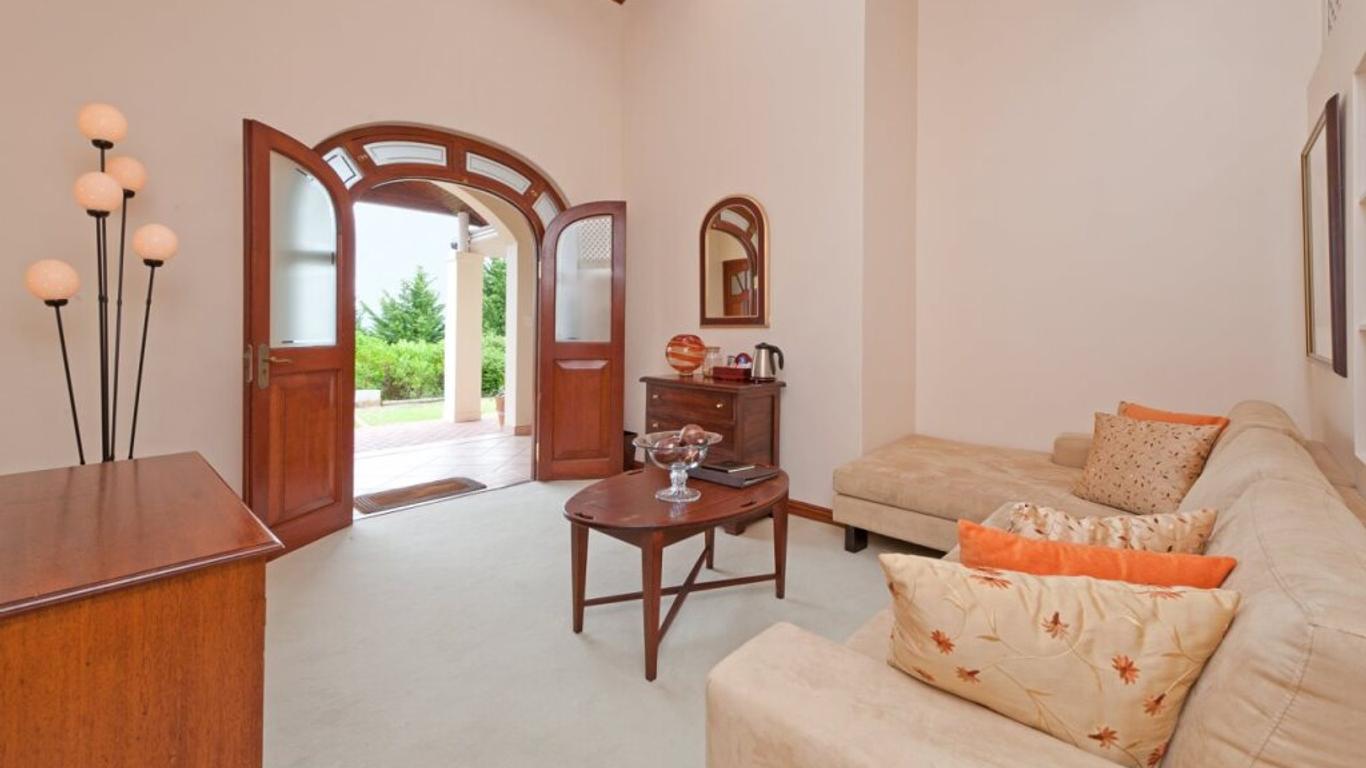 Bellavista Country Place