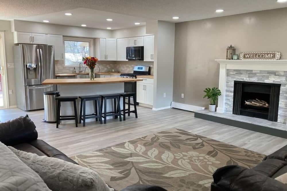 House with beautiful mountain views - Eagle River - Cocina