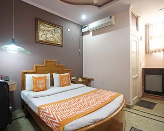 Hotel O Madhur Regency - Merath - Schlafzimmer