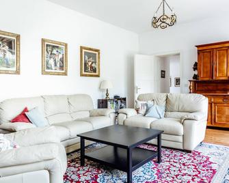 Fewo Schloß Ramspau - Langbau (5-Star Dtv) - Regenstauf - Wohnzimmer