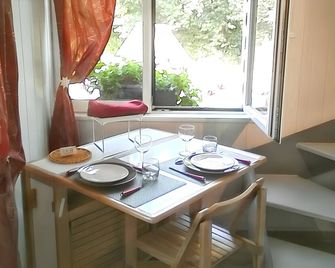Appartement cosy aux Authieux Papion 15 m² avec jardin privatif - Mézidon-Vallée d'Auge - Comedor