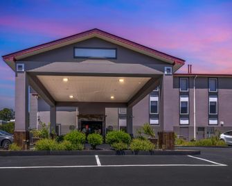 Red Roof Inn & Suites Clinton, MS - Clinton - Edificio