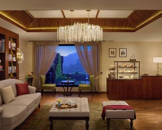 Storii by Itc Hotels Akanni Naina Tikkar - Pachhad - Lounge