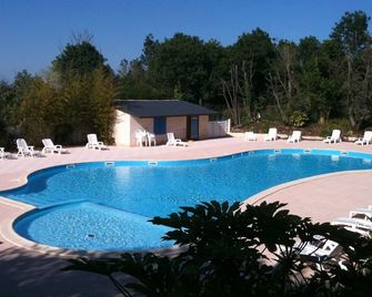 Family Chalet In Residential Park With Swimming Pool In Florida - Saint-Cyr-en-Talmondais - Piscina