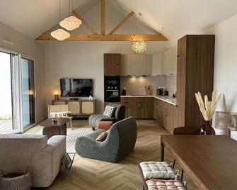 766 - Maison moderne avec piscine privative. - Erquy - Living room