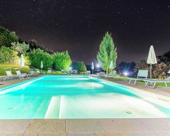 Exclusive Resort W/ Tennis, Pool & Waterfall - A6 - Loro Ciuffenna - Piscina