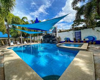 Viking Resort - Subic - Pool
