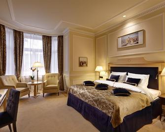 هوتل بالتسكوج كمبنسكي موسكو - موسكو - غرفة نوم