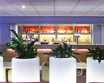 Novotel Wolverhampton - Wolverhampton - Bar