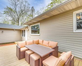 Home: 2 Mi to Thayer Gate at U.S. Military Academy - Highland Falls - Innenhof