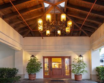 Clocktower Inn Ventura - Ventura - Lobby