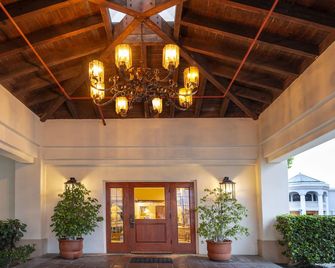 Clocktower Inn Ventura - Ventura - Aula
