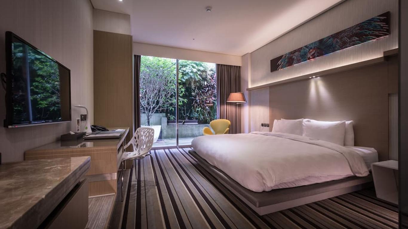 تايبي 101 سباركل هوتل