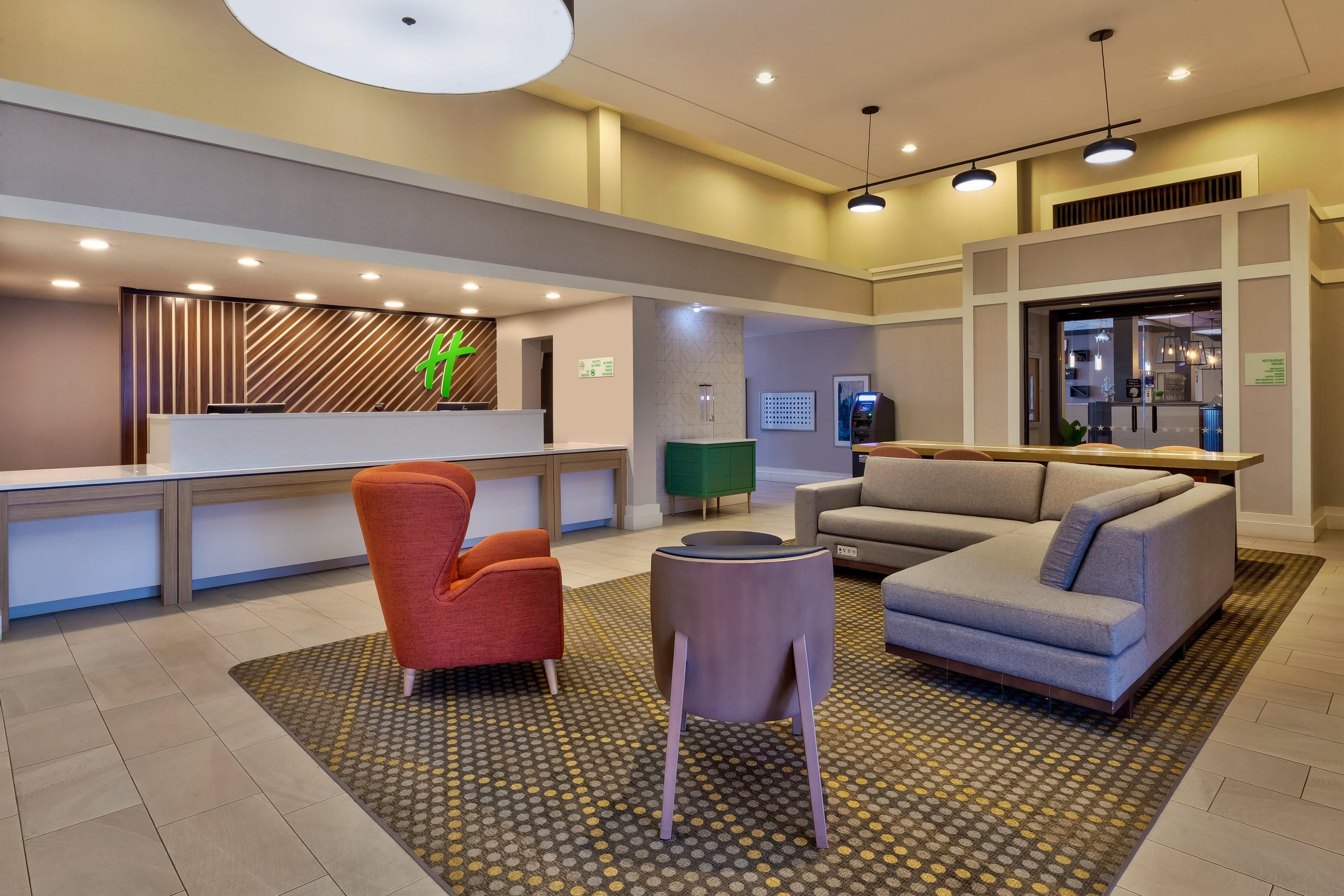 Holiday Inn Westbury-Long Island By IHG - Carle Place - Lobby