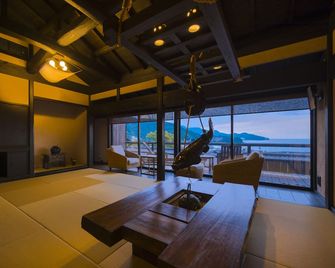 Musouan Biwa - Izu - Comedor