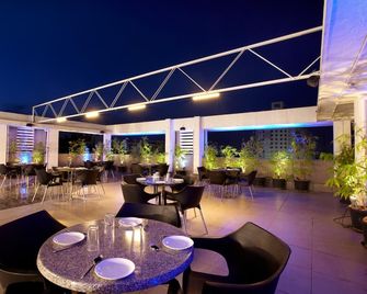 Bizz Tamanna Hotel - Hinjewadi - Restaurant