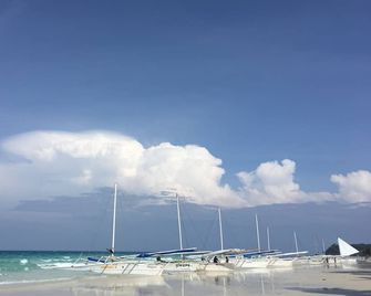 長灘島羅梅勒別墅酒店 - 長灘島 - 長灘島 - 海灘