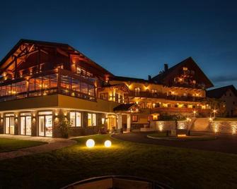 Panorama Hotel Gasthof Leidingerhof - Mondsee - Edificio