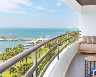 Ocean Marina Resort Pattaya Jomtien - Pattaya - Balcón