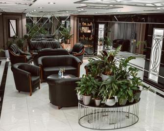 Art Residence Hotel - 塔什干 - 大廳
