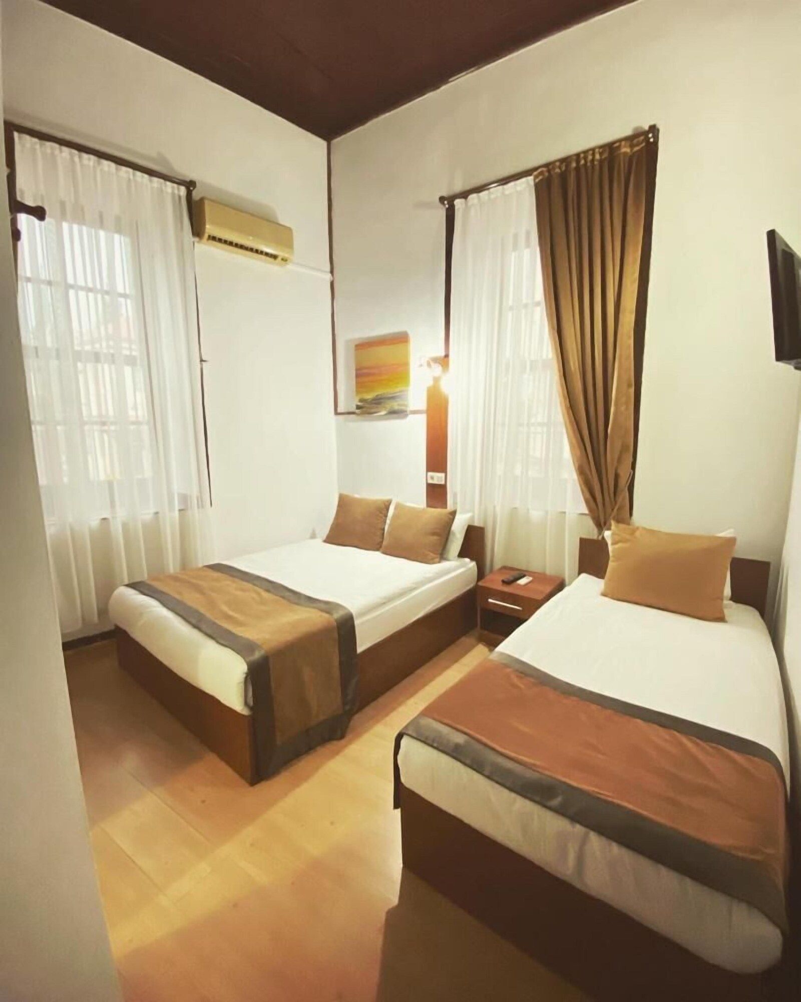 Konak Hotel Kaleiçi thumbnail 3