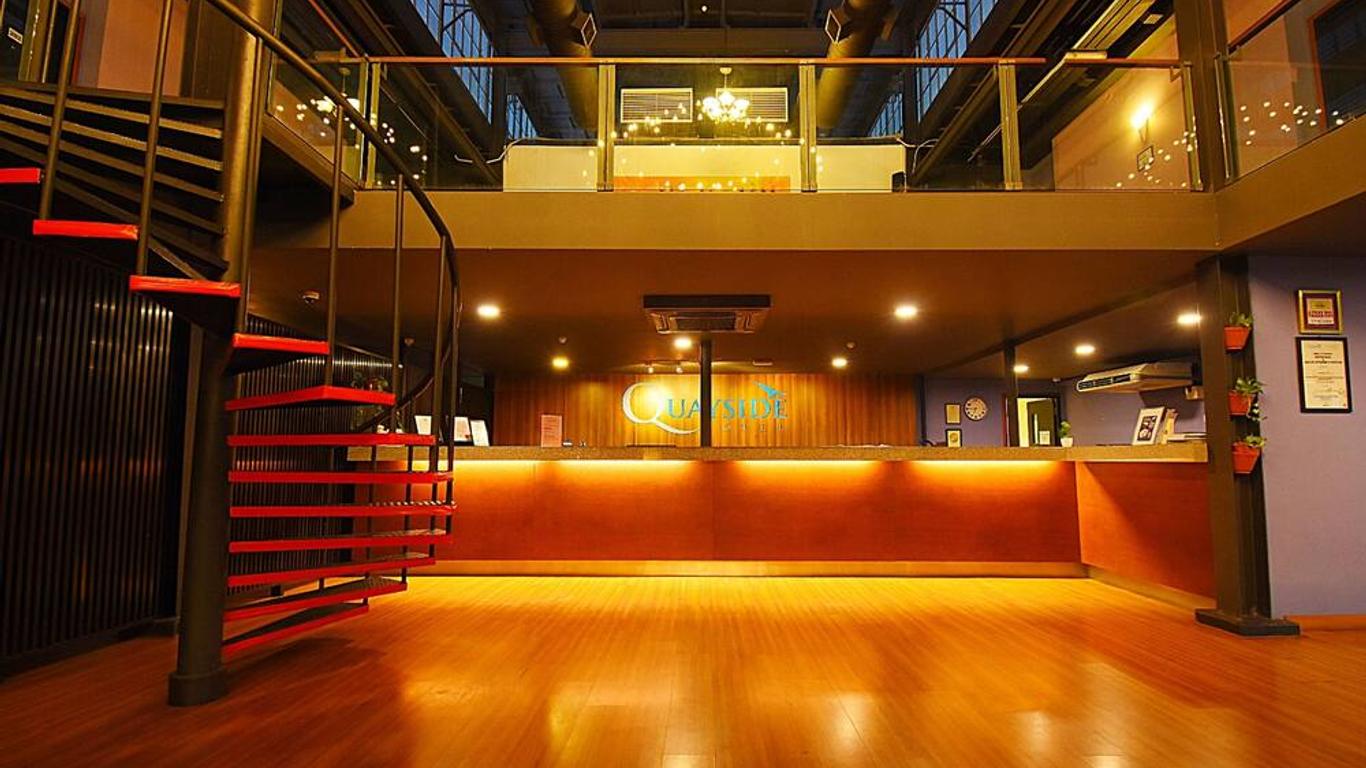 Quayside Hotel