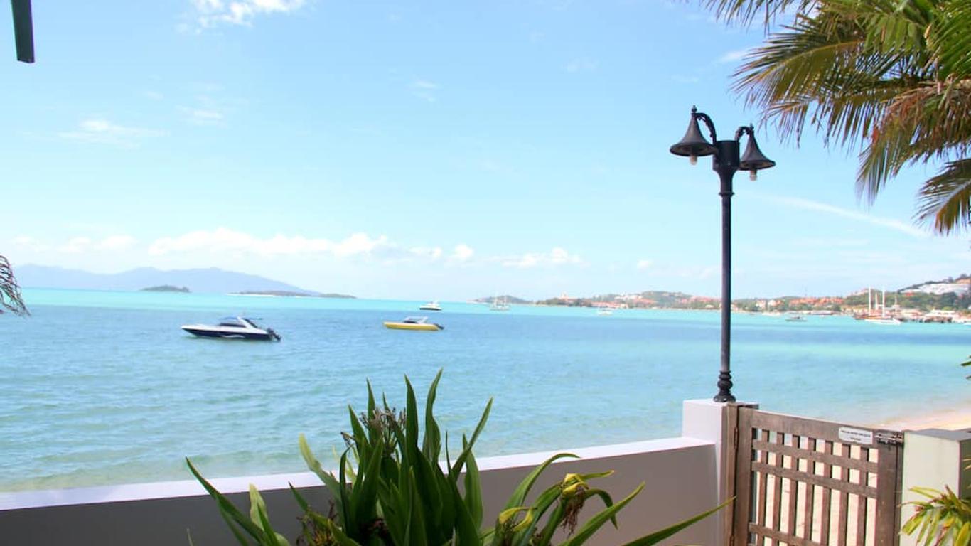 Boardroom Beach Bungalows