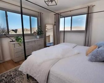 Nine Mile Ranch 4br, Views, Office, Fireplace - Wellington - Bedroom