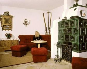 Hotel Pettneuerhof - Sankt Anton am Arlberg