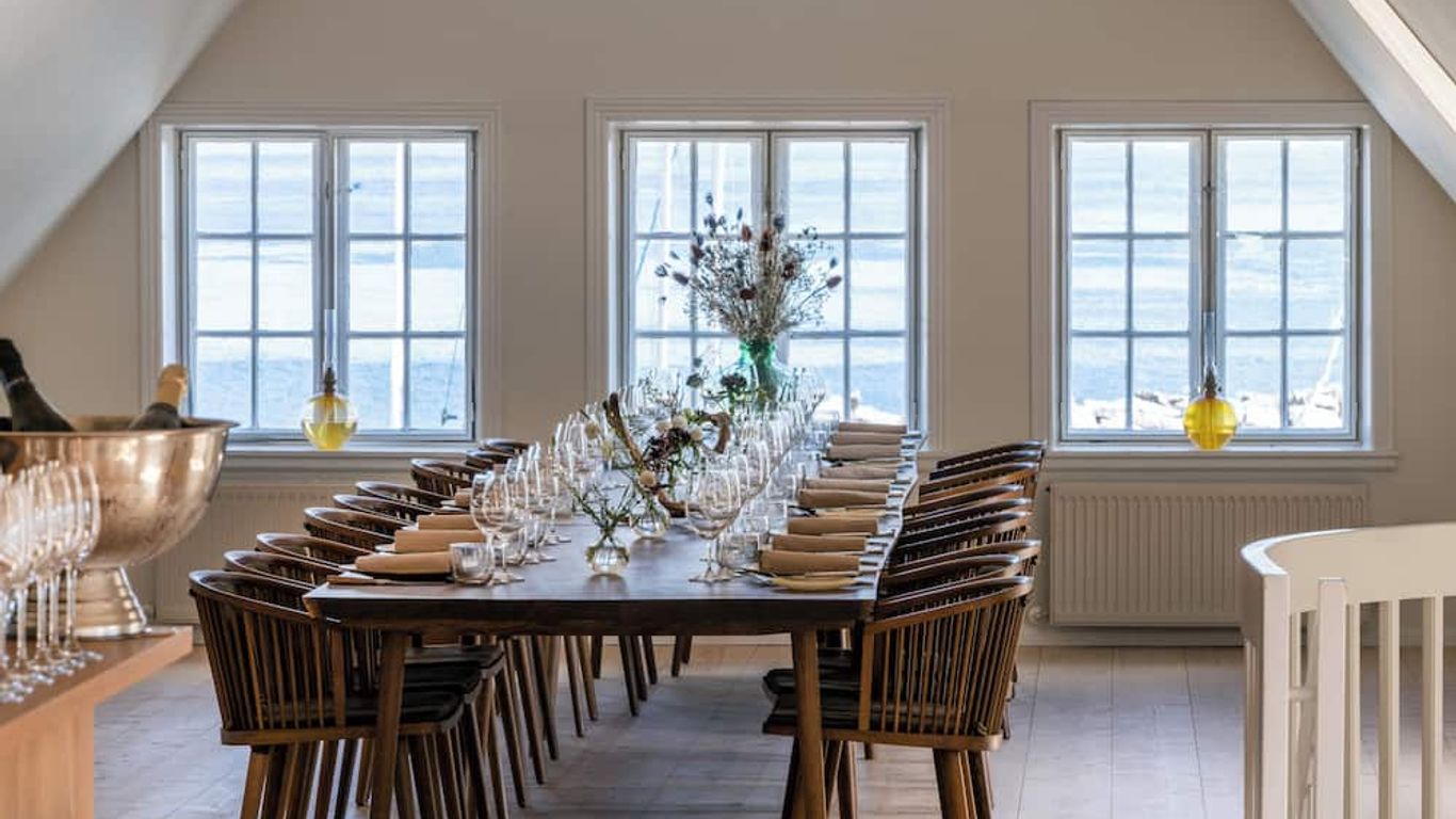 هوتل سيمسينز جارد