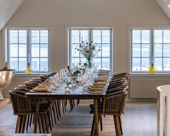 Hotel Siemsens Gaard - Svaneke - Essbereich