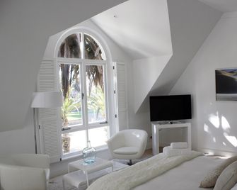 Swakopmund Luxury Suites - Swakopmund - Wohnzimmer