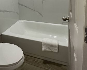 Express inn Hartselle - Hartselle - Bathroom