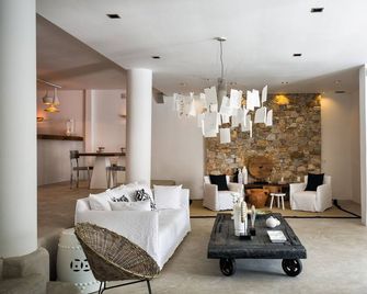 Blue Sand Boutique Hotel And Suites - Agkali