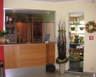 Hotel Beim Schrey - Kirchheim bei München - Recepción