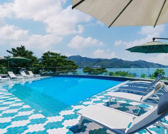 Hansan Marina Resort Gosung - Goseong - Piscina