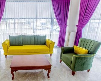 Rosso Hotel - İzmit - Lounge