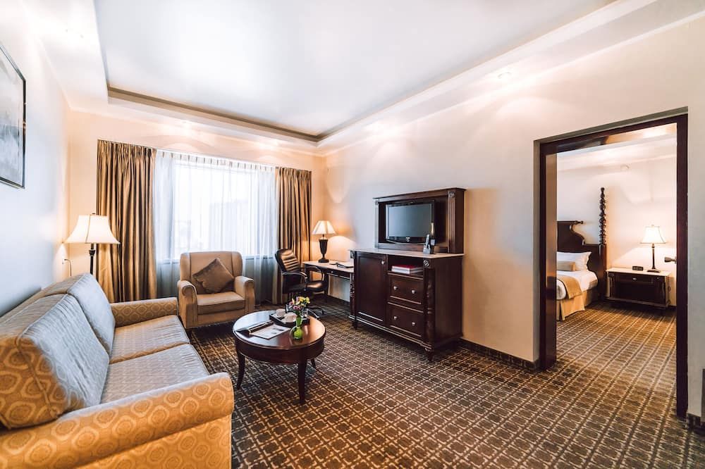 فندق جنكيز خان