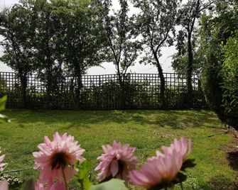 The Schoolhouse Hotel - Swindon - Outdoor view