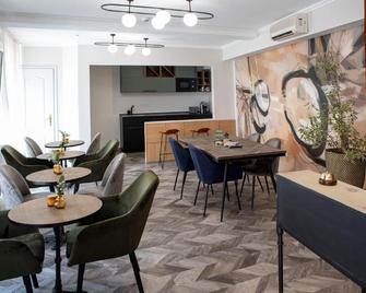 Duett - Urban Rooms - Győr - Restaurace