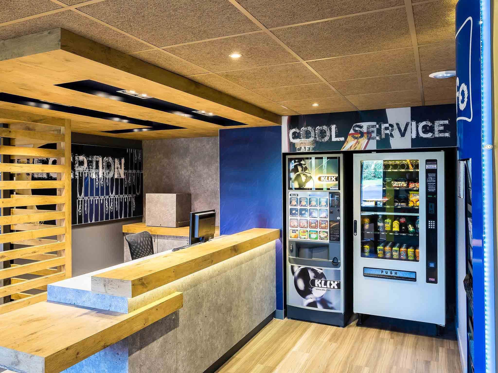 Ibis Budget Lorient Caudan - Caudan - Budova