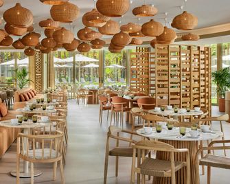 ماريوت ريزيدنسيز سالجادوس ريزورت، ألجارفي - البوفيرا - مطعم